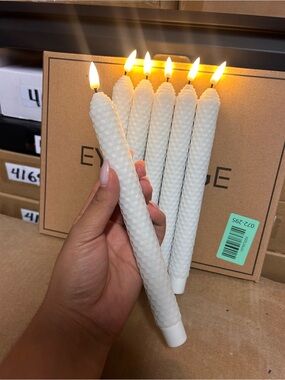 Eywamage Flameless Taper Candles Set of 6 with Remote – White Honeycomb LED